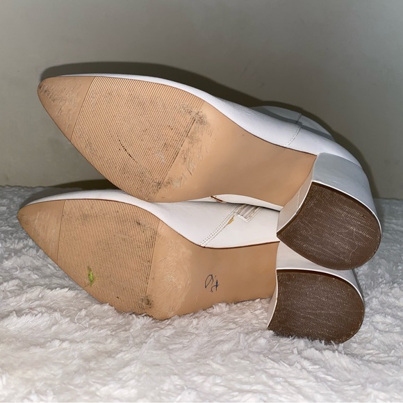 White, pointed toe booties. - Picture 7 of 7